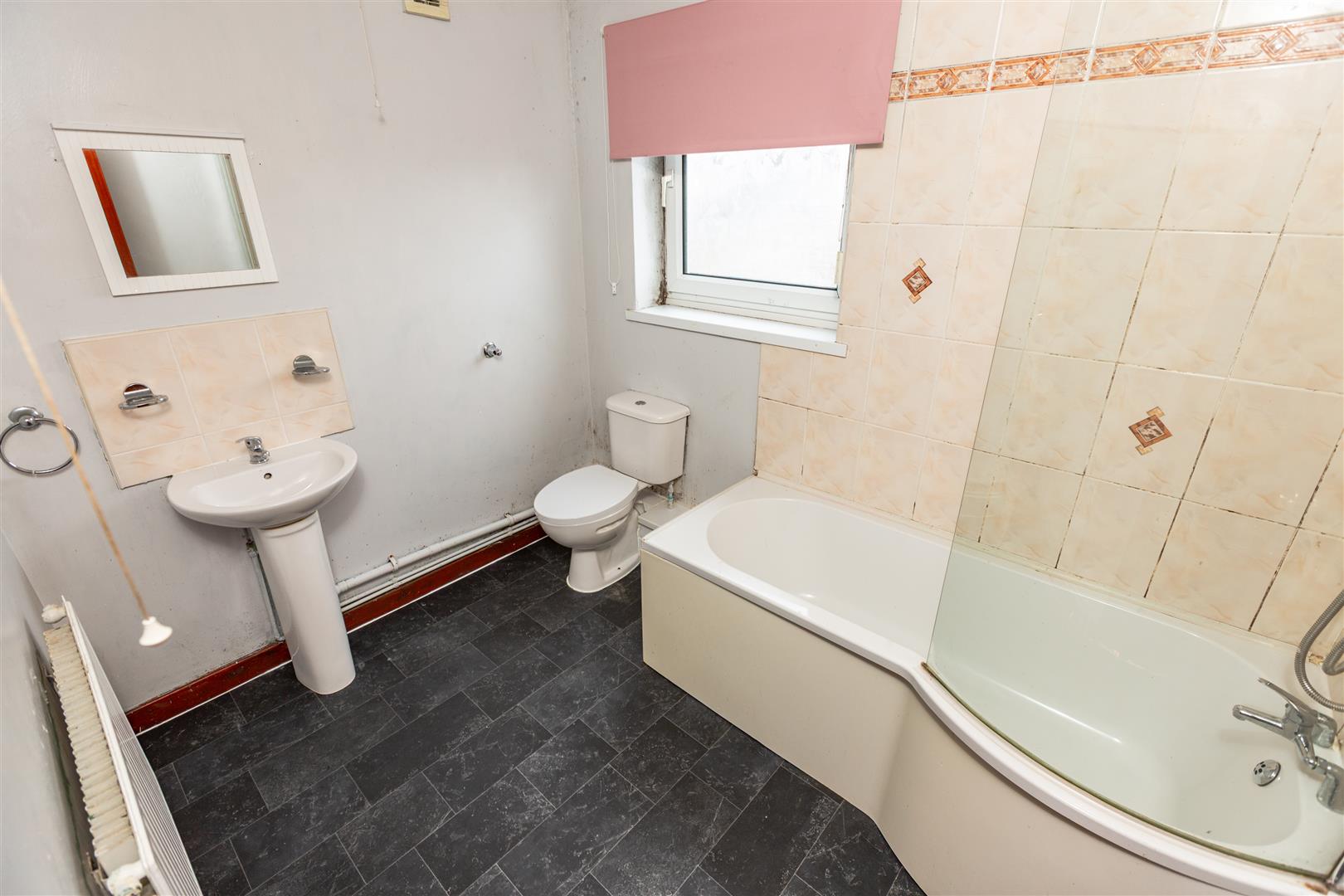 Manselton Road, Manselton, Swansea, SA5 8PN